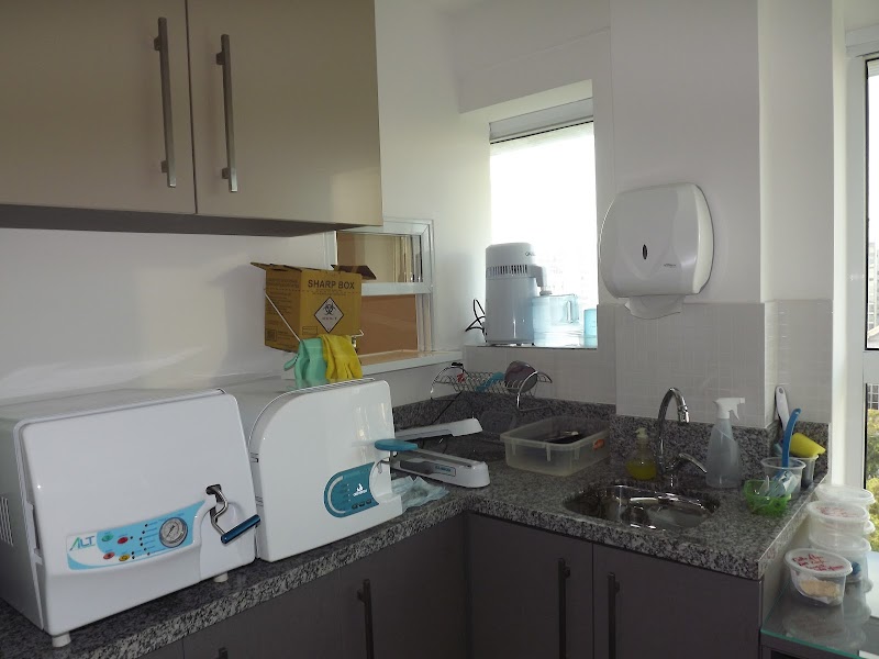 ORTHOCLINIC Clinica odontológica / Ortodontia - foto 3