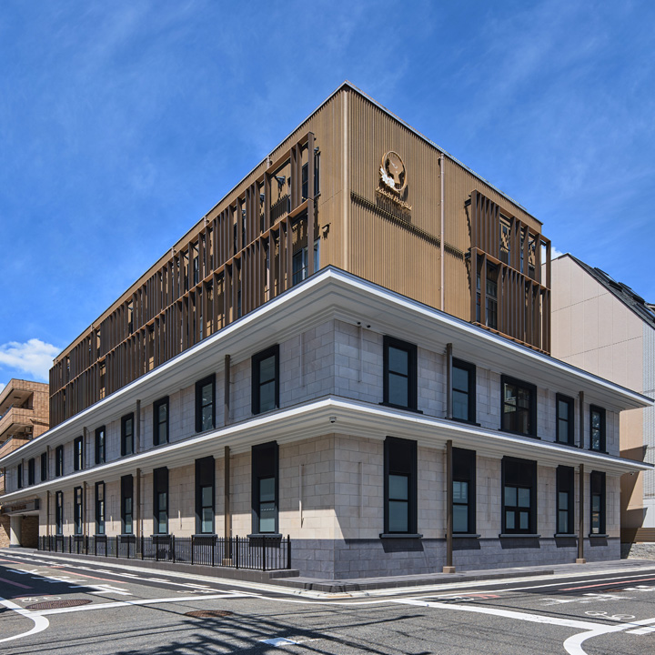 AMAレディースクリニックの外観