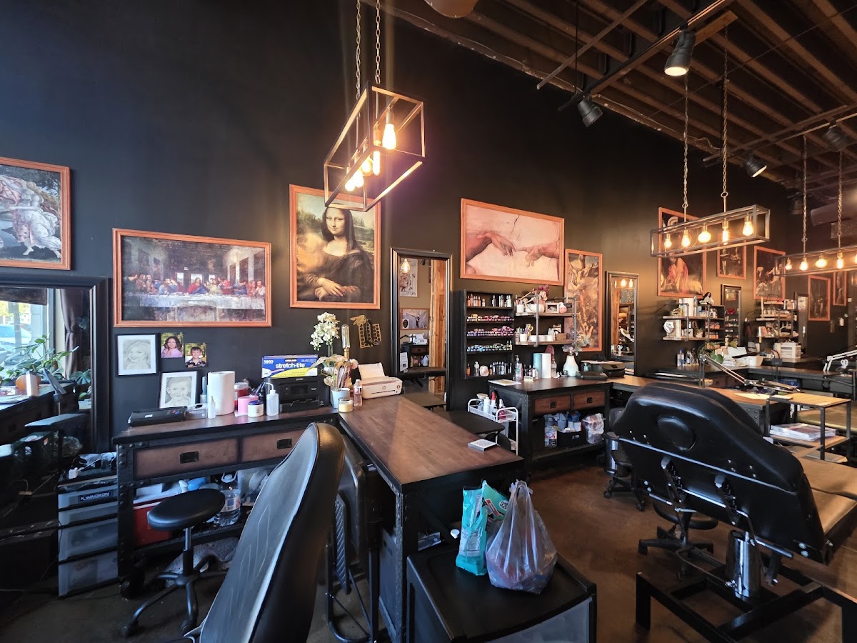 "Skin It" Tattoos 25th Street — tattoo studio near Ogden