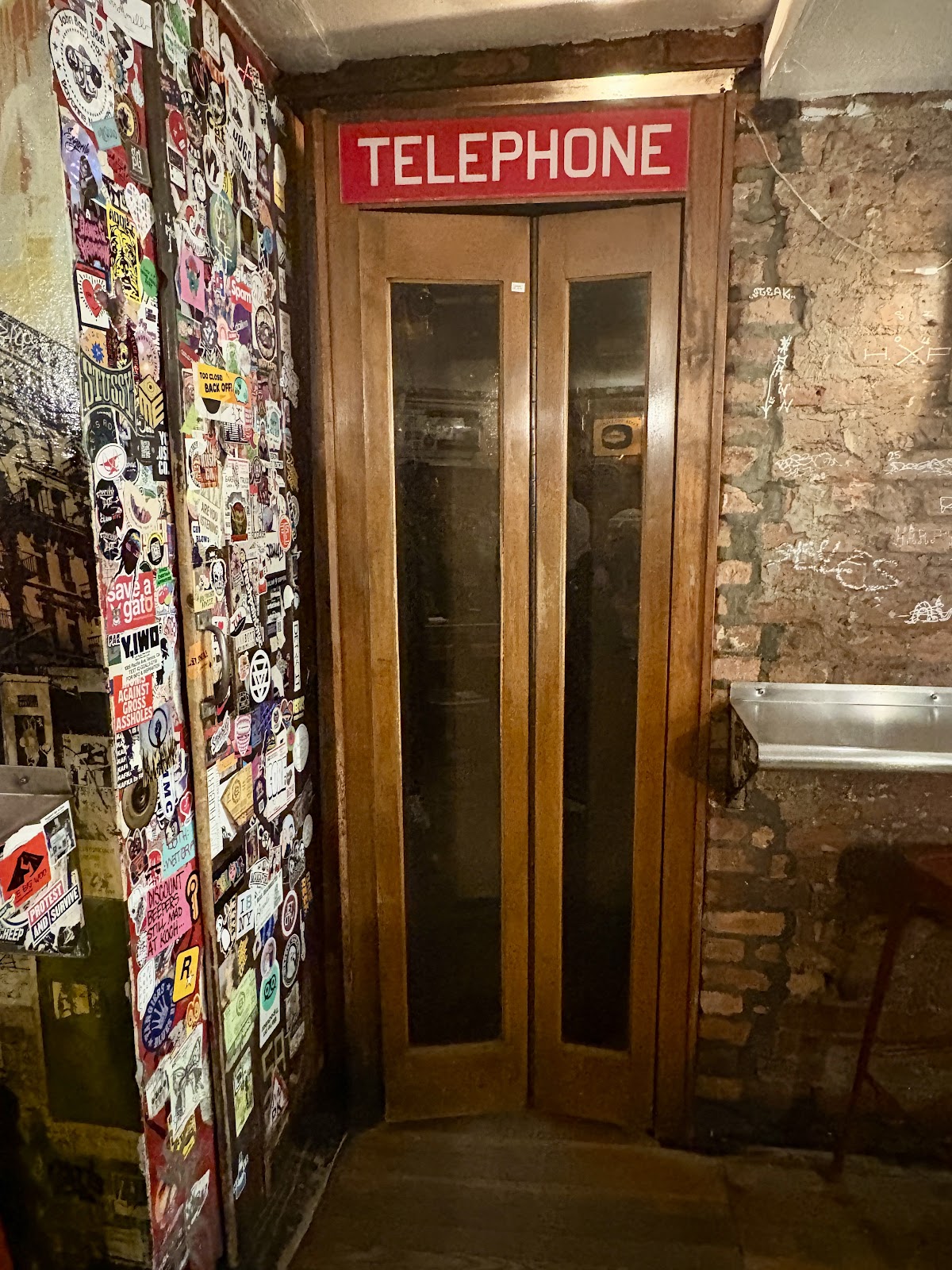 Please Don't Tell: Google Places image 5