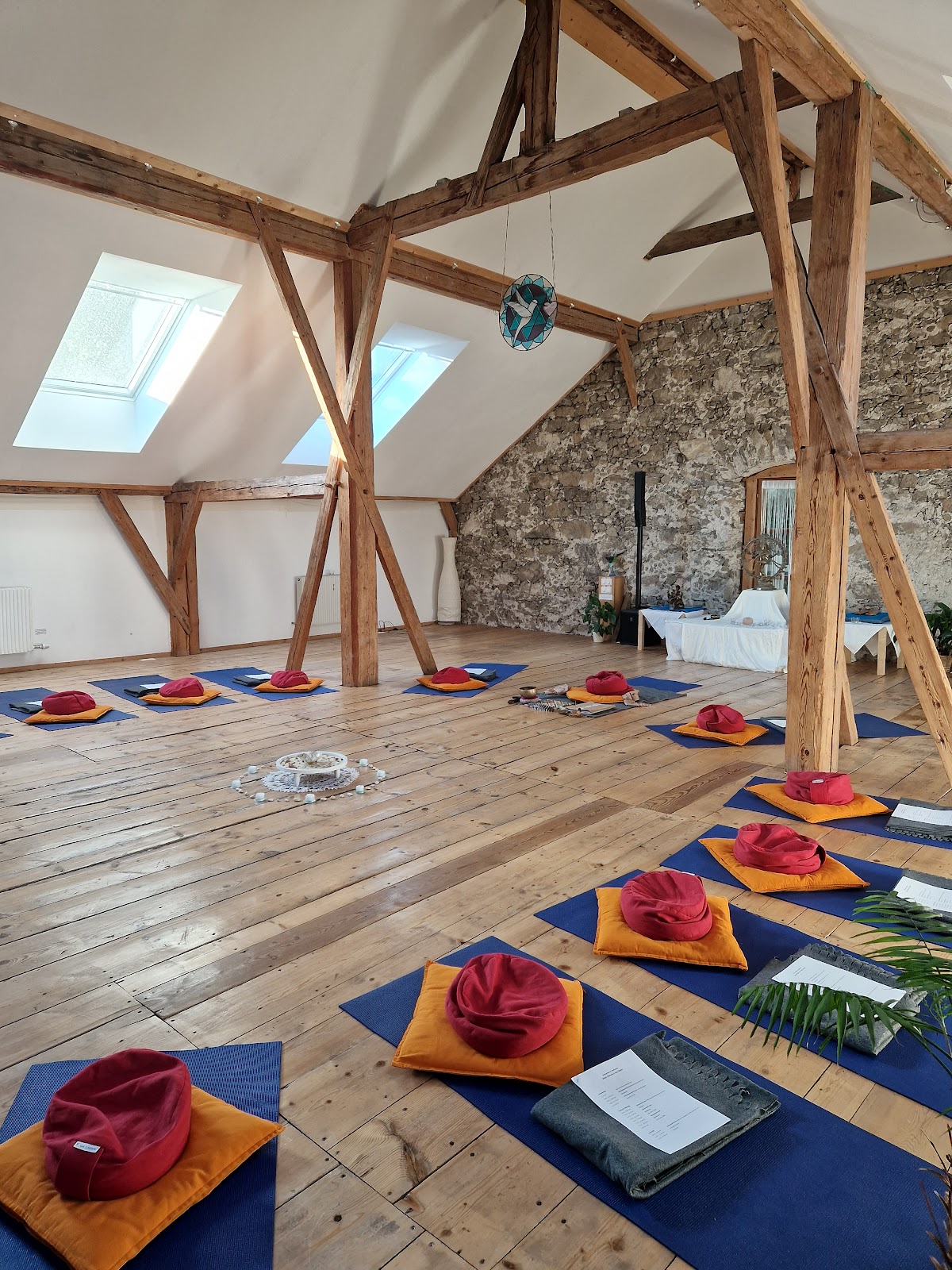 Achtsamkeit & Meditation (Stille-Retreats & MBSR in München)