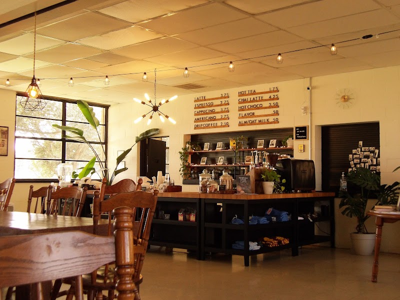 Live Oak Cafe photo 3