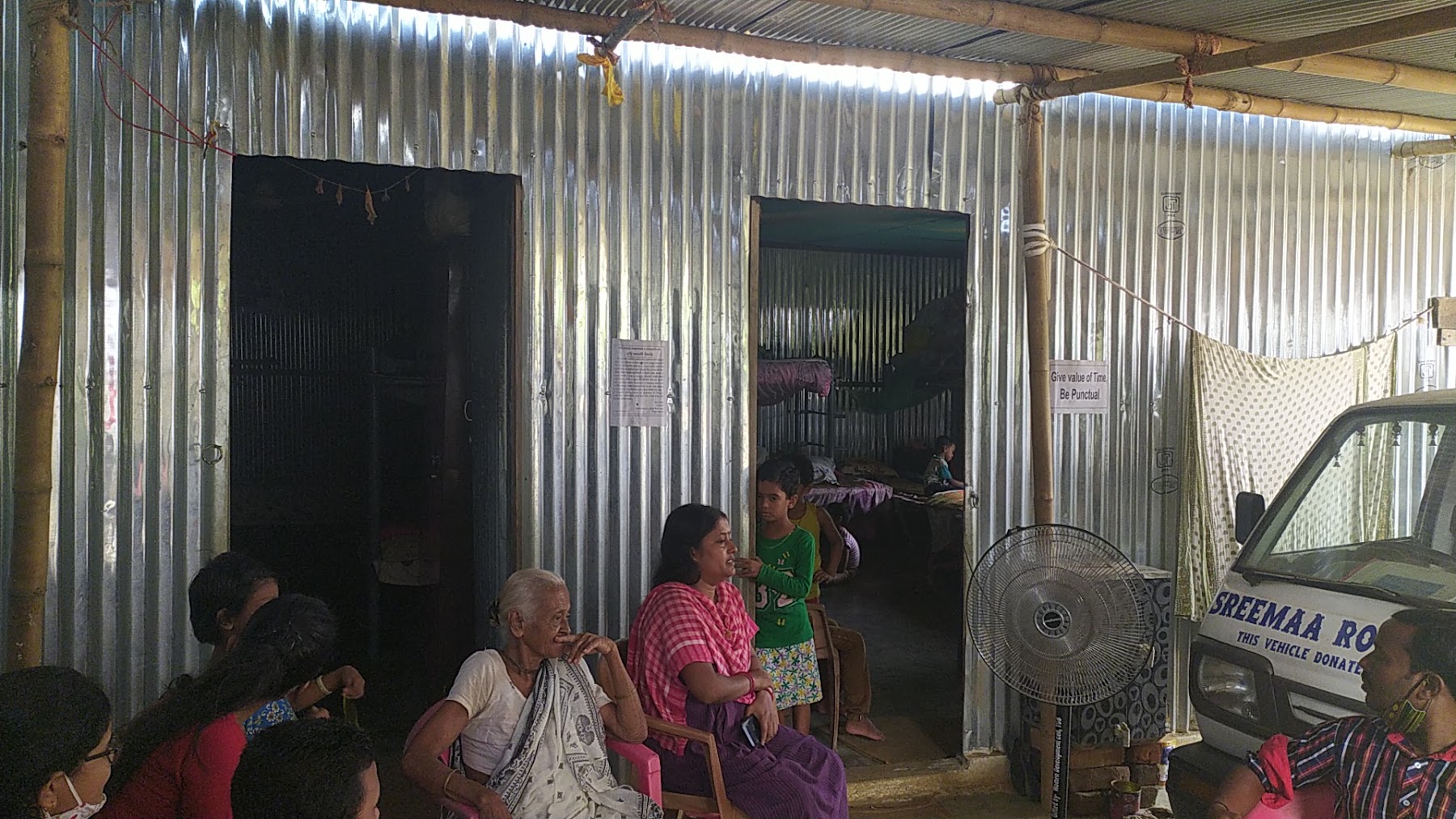 SRI MAA ROTI BANK FOUNDATION photo 1