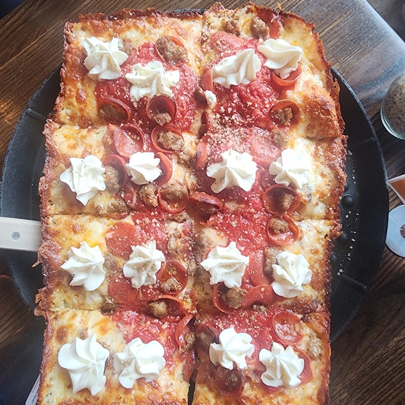 Blue Pan Pizza photo 3