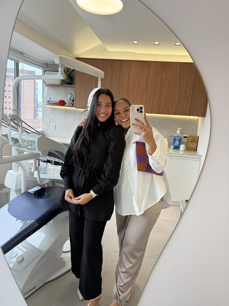 Dra. Shakira Henriques - Dentista - foto 4