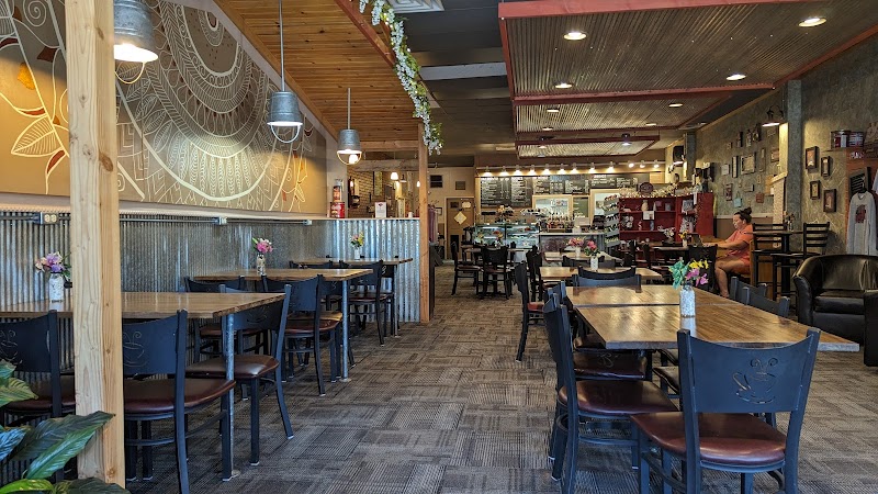 Cally's Cafe & Coffee photo 3