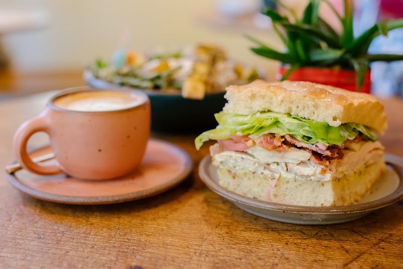 Harken Cafe photo 2