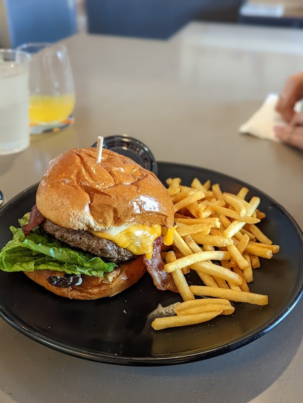 Photo of Riley's on 2nd Street