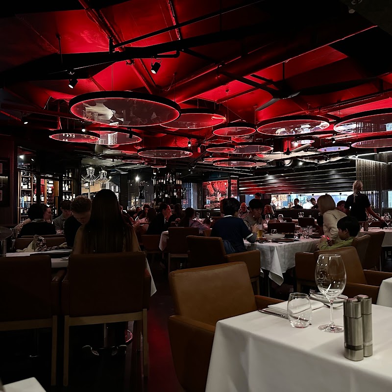 Moo Moo The Wine Bar + Grill photo 6