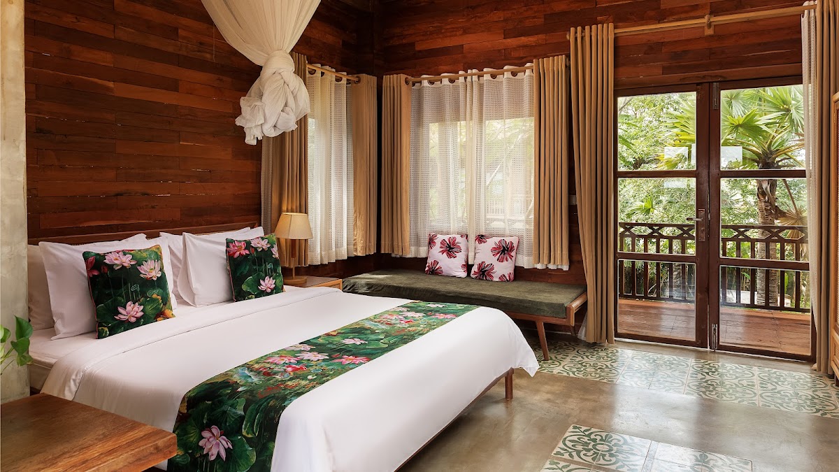 Dontrei Villa Angkor — 3