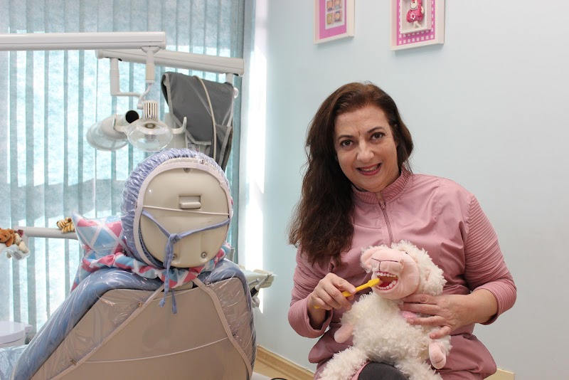 Clínica Oral Laser - Odontopediatria - Dra Daniela Hildebrand - foto 3