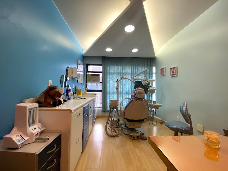 Clínica Oral Laser - Odontopediatria - Dra Daniela Hildebrand - foto 2