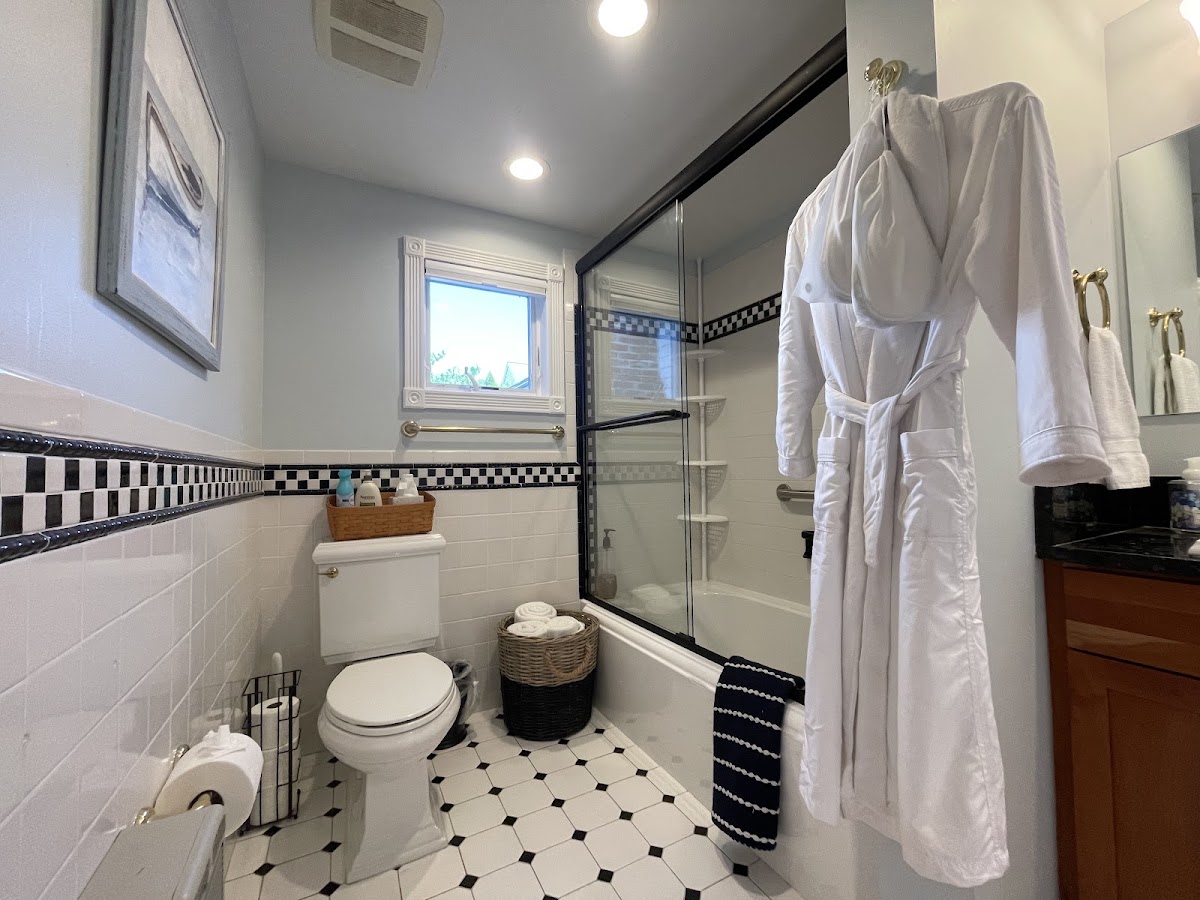 The Snuggery Inn & Suites