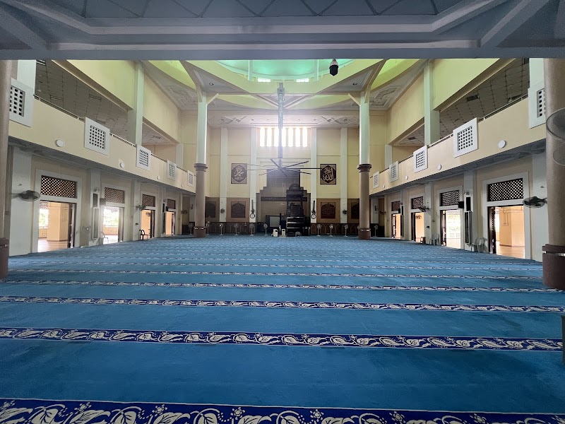 Masjid Jamek Tun Hussein Onn photo 1
