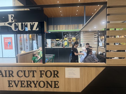 E-CUTZ Hair Salon and Barber for everyone, Mens and Ladies and Children’s photo 2