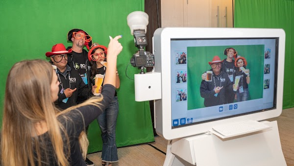 TapSnap Philly Photo Booth portfolio