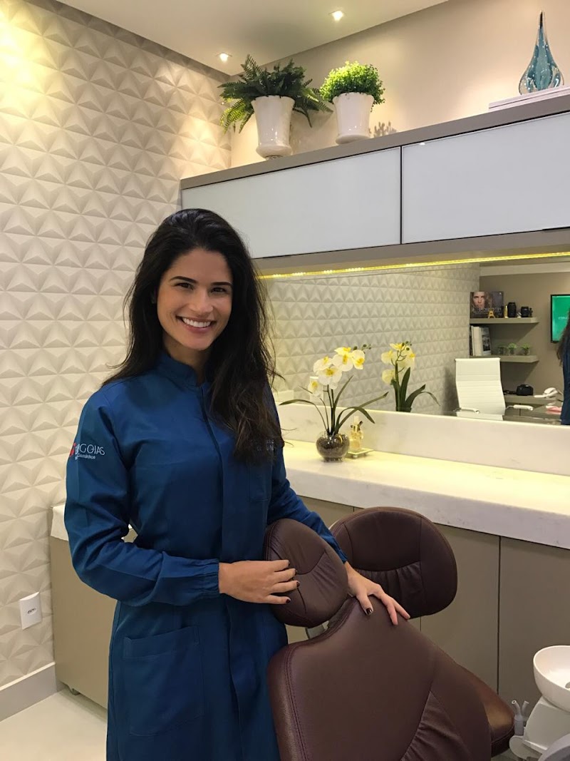 Dra. Amanda Valadares - foto 4