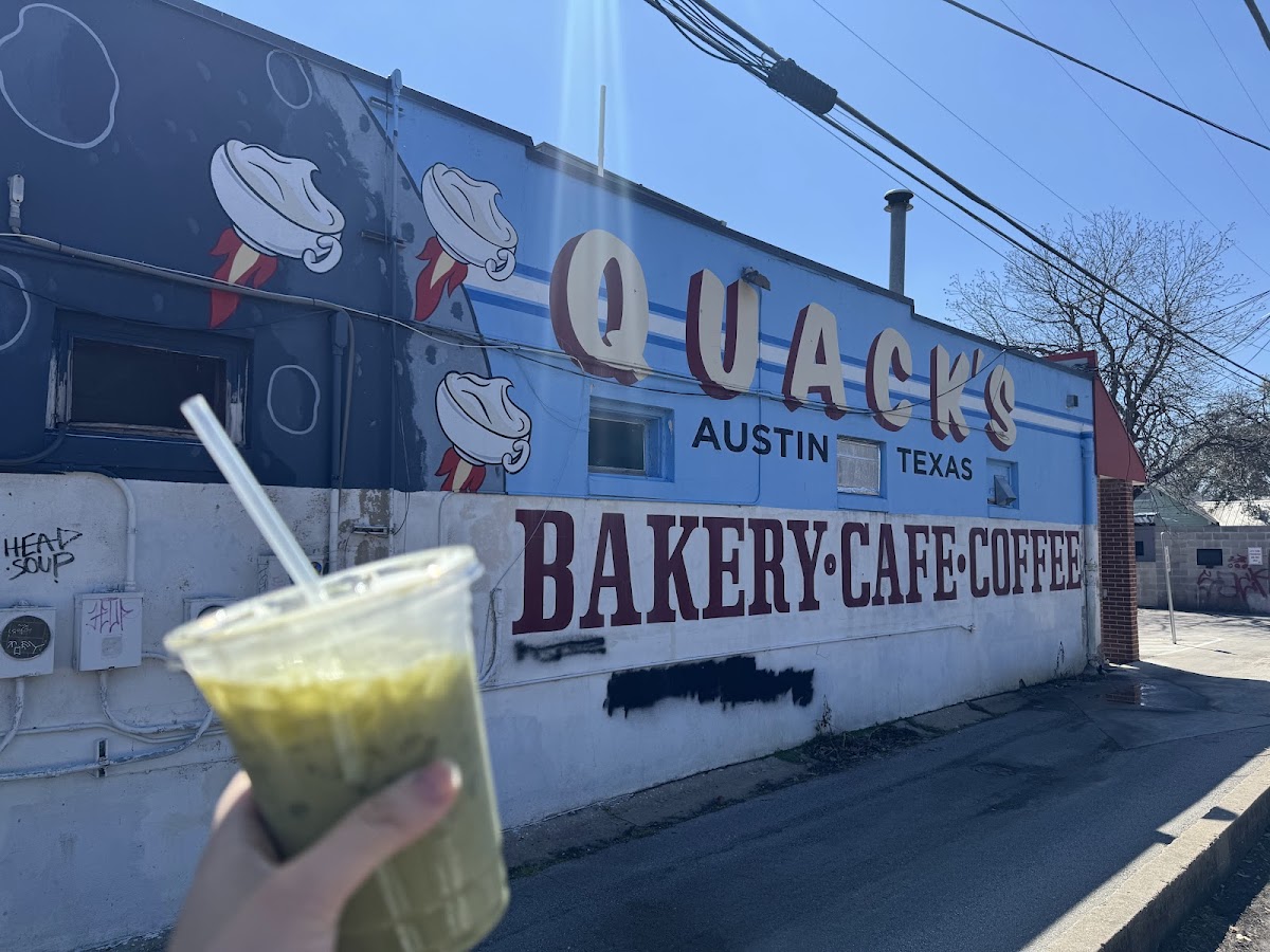 Quack's 43rd Street Bakery: Google Places image 4