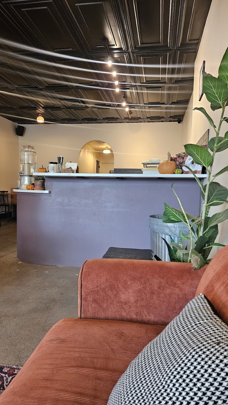 Eve's Drop Coffee Shop photo 3