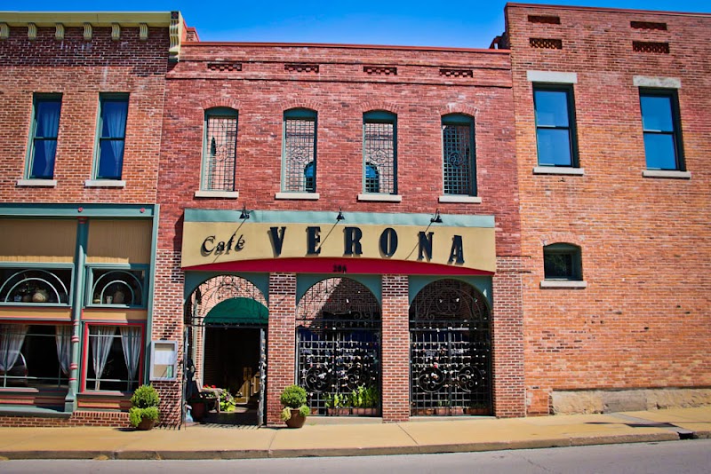 Café Verona photo 4