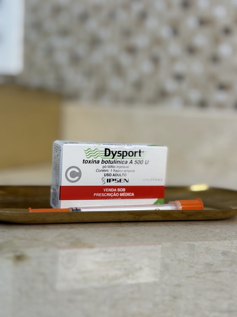 Dra. Amanda Araujo • Dentista em Campos, RJ - foto 4