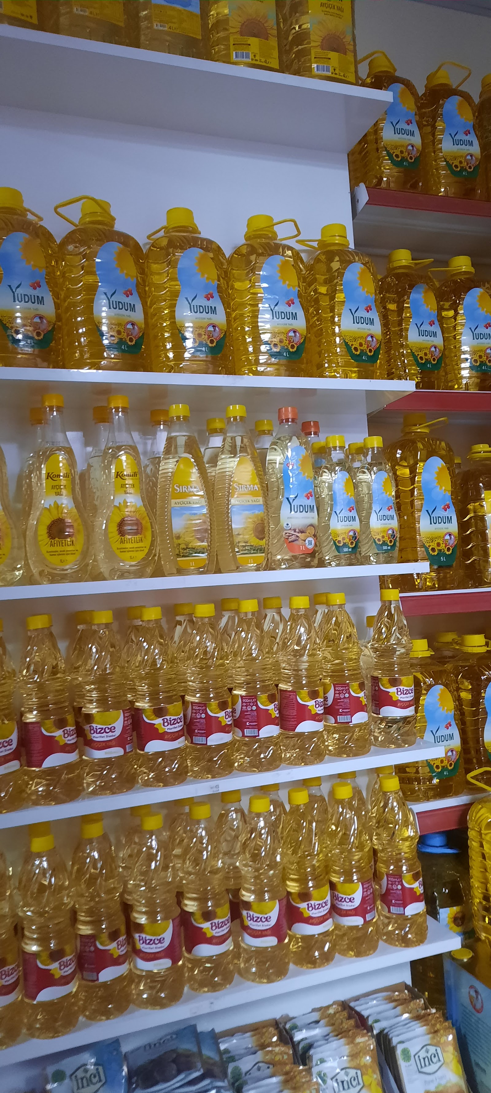 Eylül Market mekanı