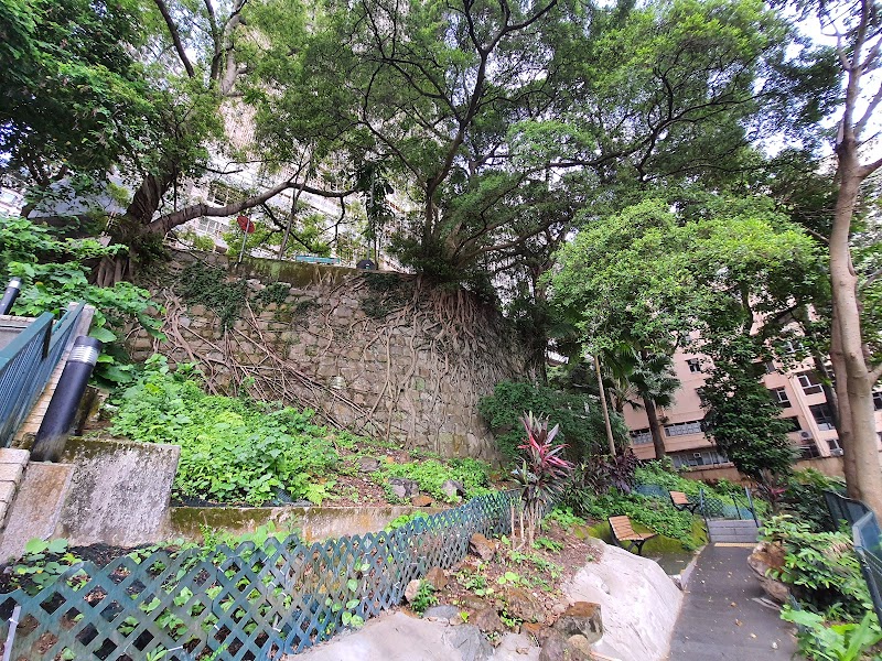 Oaklands Avenue Sitting-out Area