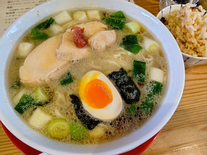 醤油そば 岩男 写真3