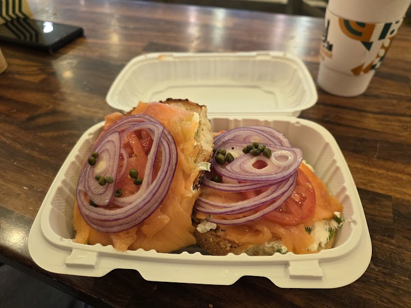 Broad Nosh Bagels Deli & Catering 58th Street photo 3