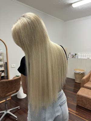 Nadine Kington Hair Artistry photo 3