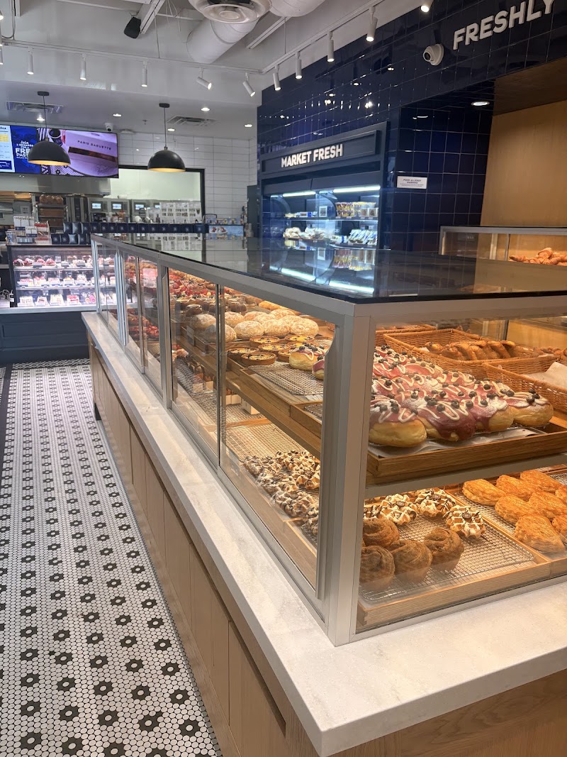 Paris Baguette photo 2