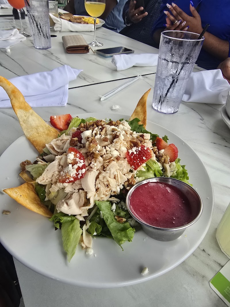 The Toasted Yolk Cafe photo 3