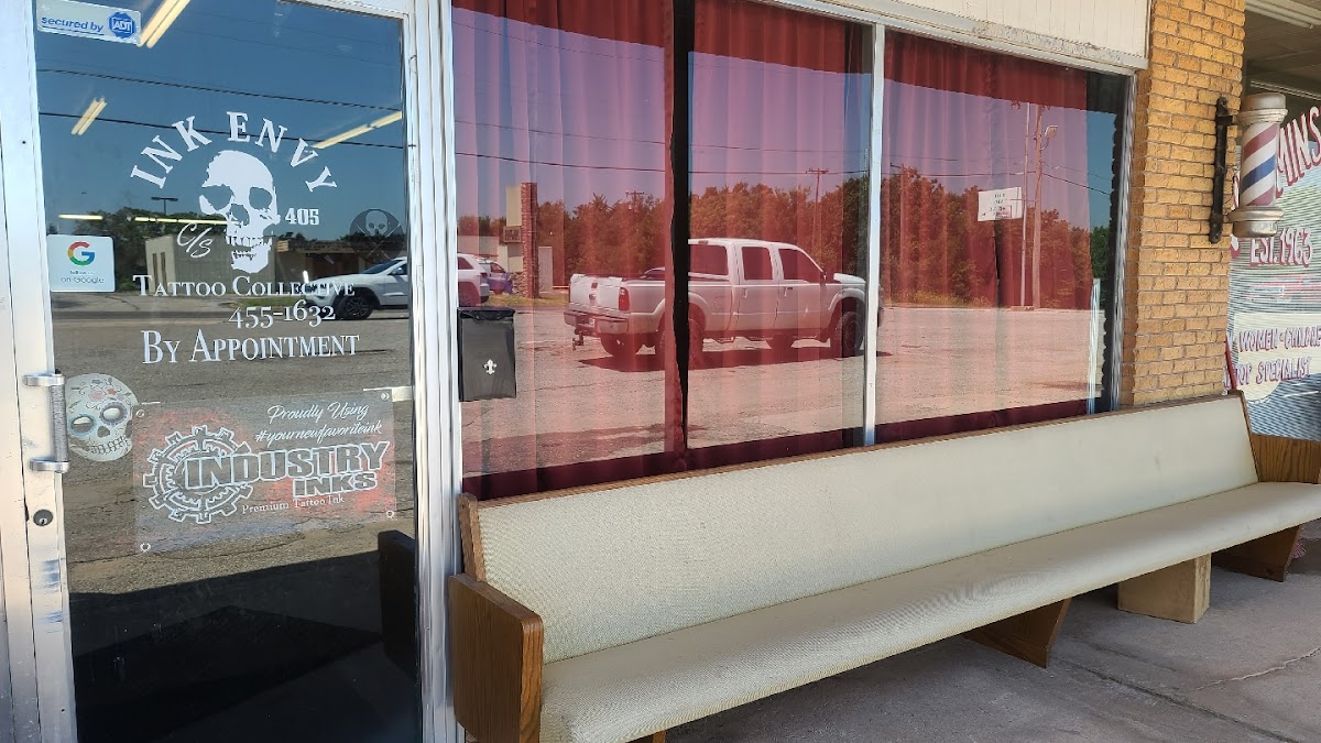 Ink Envy Tattoo And Body Piercing tattoo parlor in Midwest City, OK