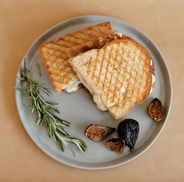 Wild Oak Cafe photo 2