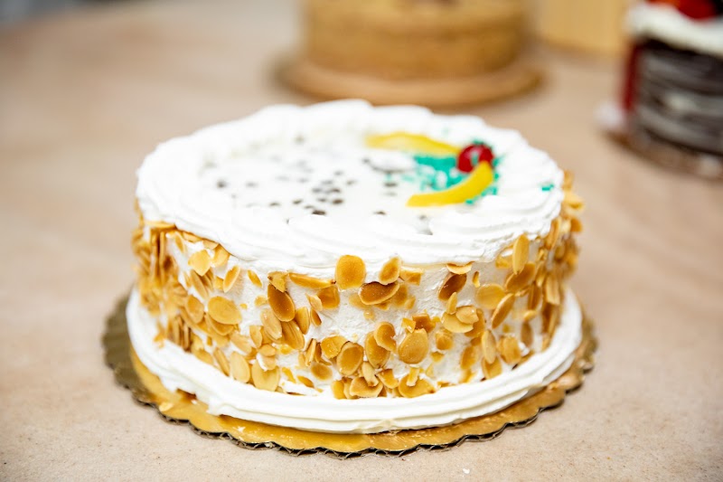 La Roma Pastry Shop photo 2