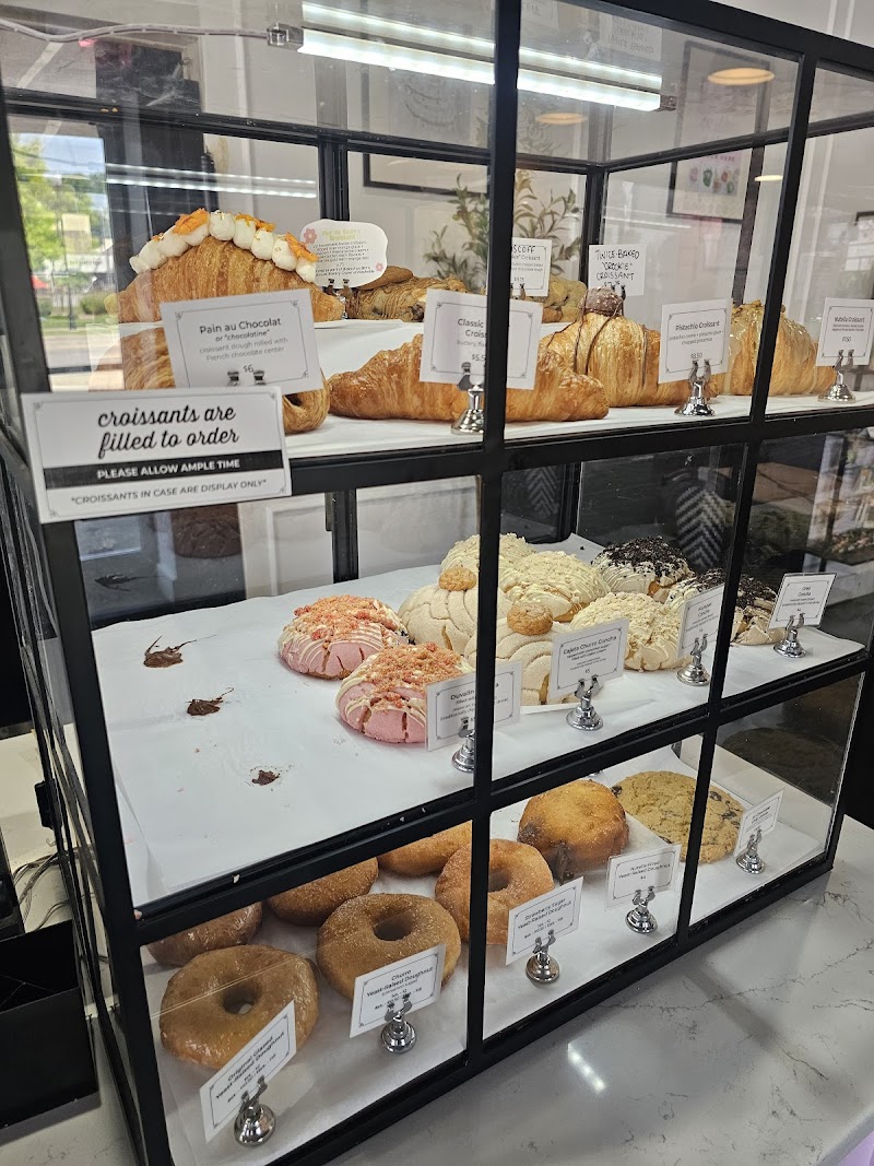 Viva La Fresa Bakery & Cafe photo 3