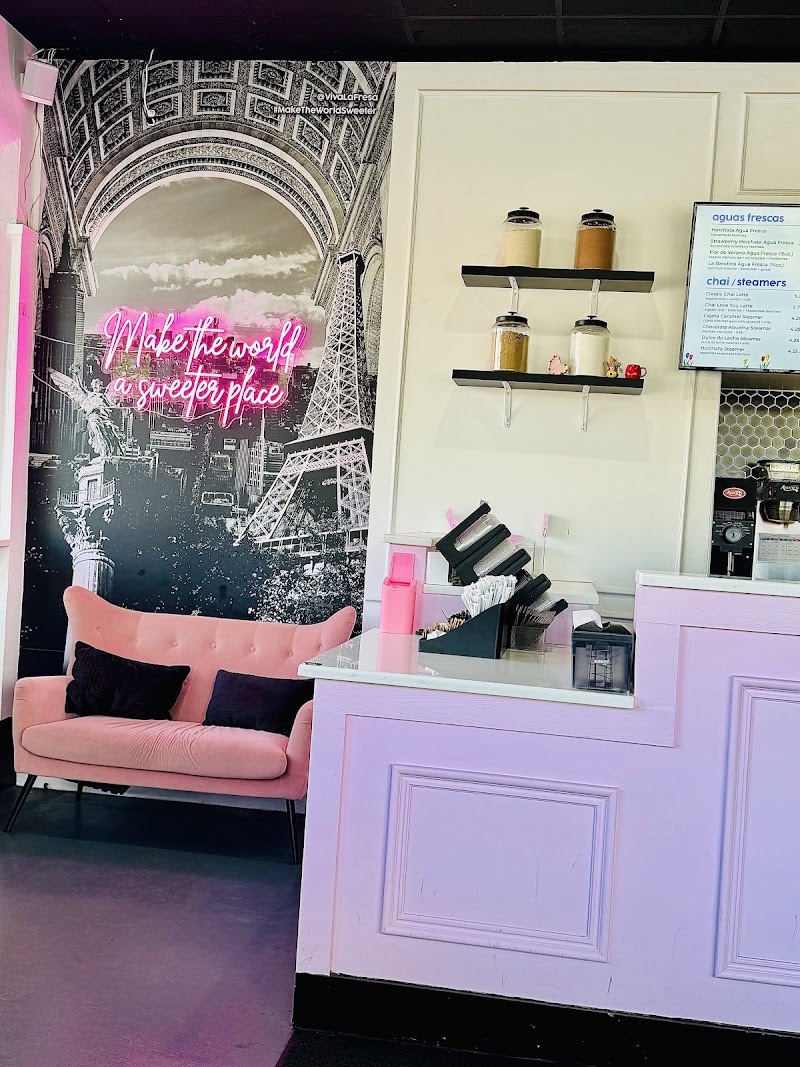 Viva La Fresa Bakery & Cafe photo 3