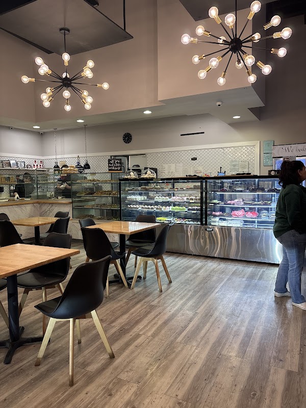 Suzie's Pastry Shoppe photo 5