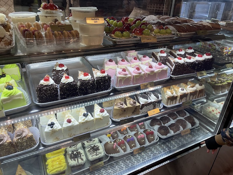 Suzie's Pastry Shoppe photo 3