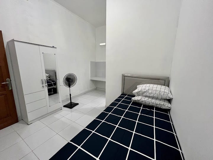 Kost Elite Puri
