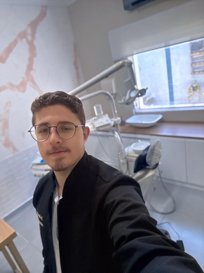 Dr. Gabriel Felipe, Cirurgião-Dentista - foto 5