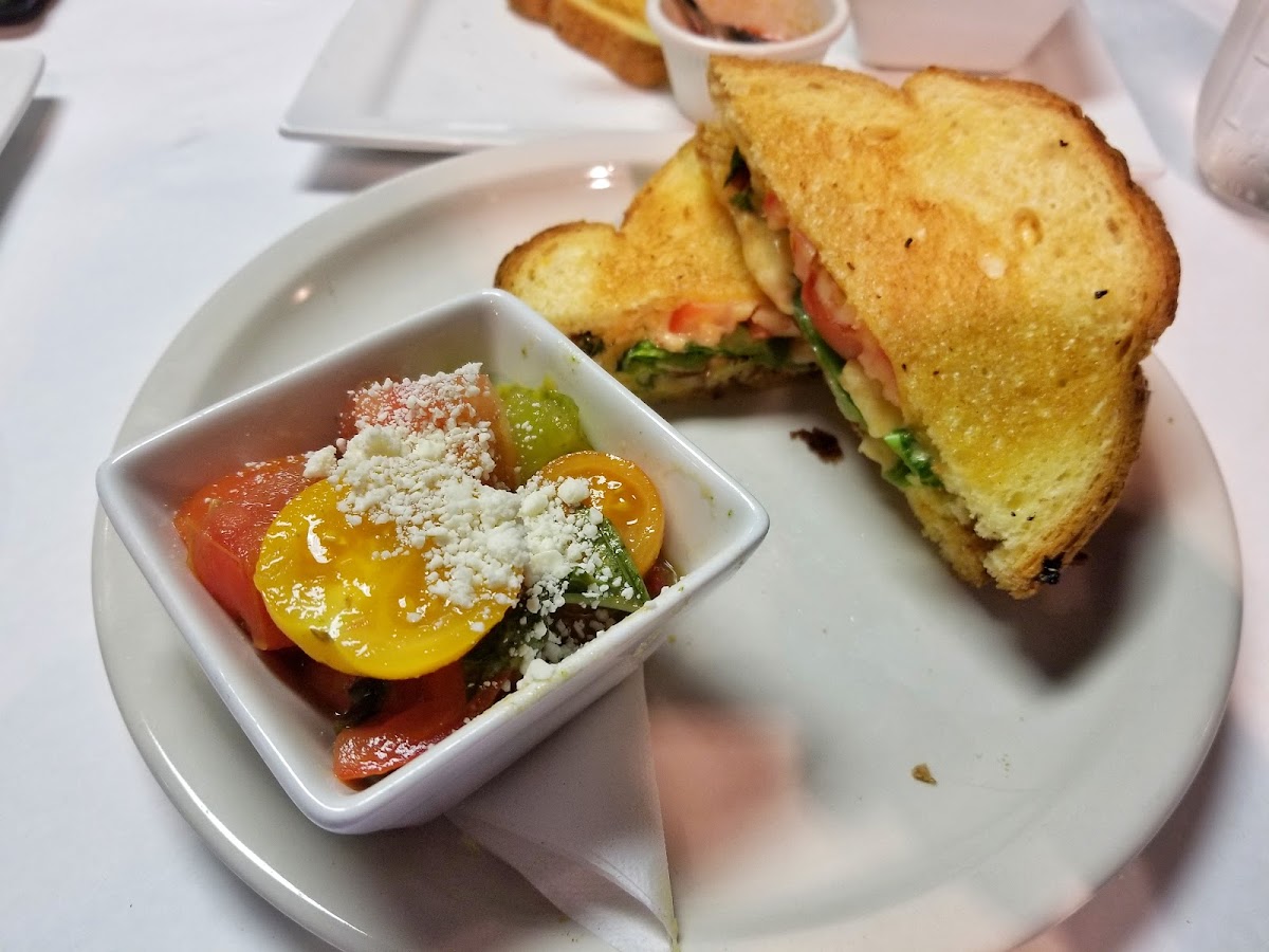 The Hungry Peach Café & Catering - Atlanta: Google Places image 5