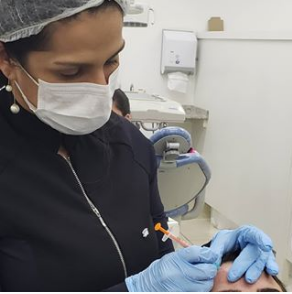 Dra. Michelle Cavalcante | Lentes de Contato Dental | Implante Dentário | Dentista em Maceió - foto 4