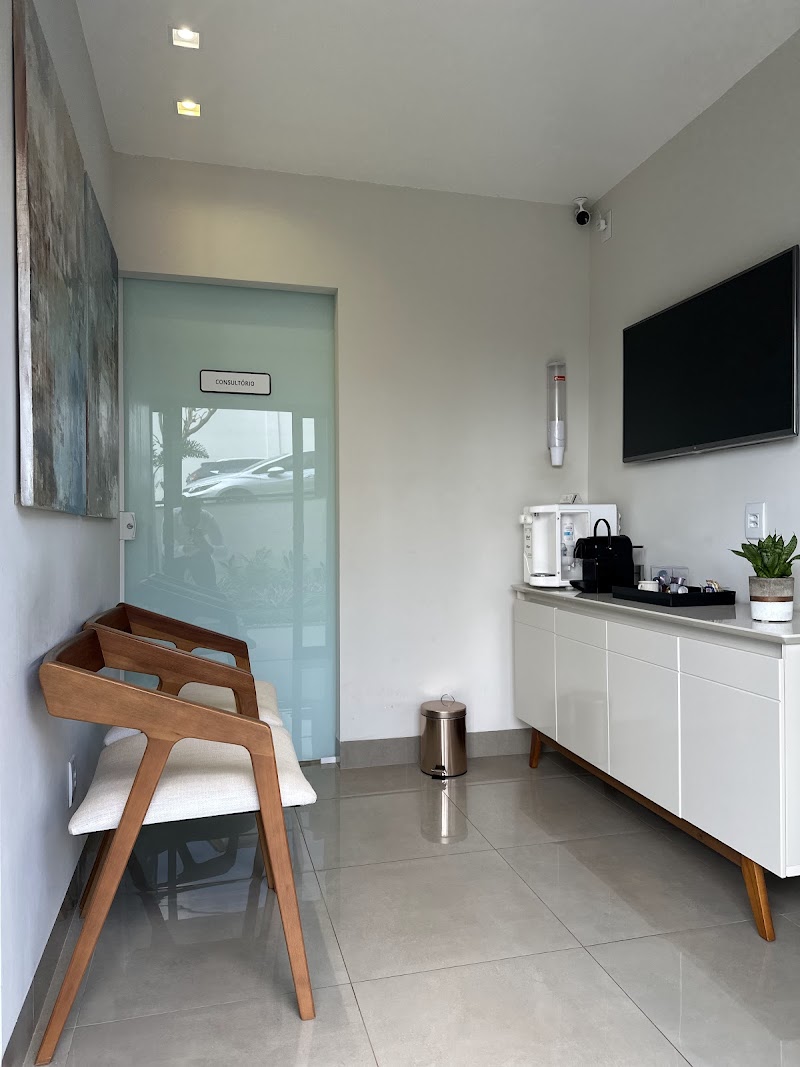 Dra. Gabriela Cherulli Barbosa - foto 3