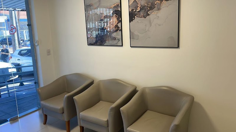 Dra. Amanda Borges | Dentista 24 Horas em Goiânia - foto 2