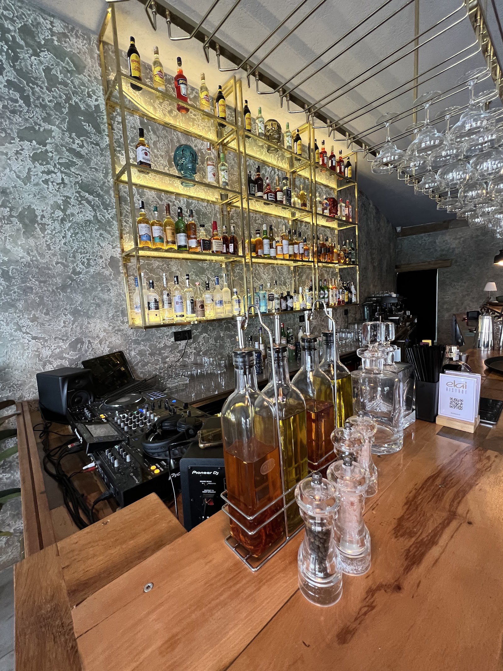 Elai Bistrot mekanı
