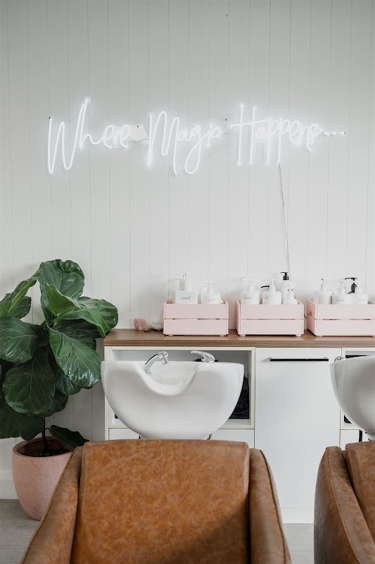 Emphasized Hair photo 1