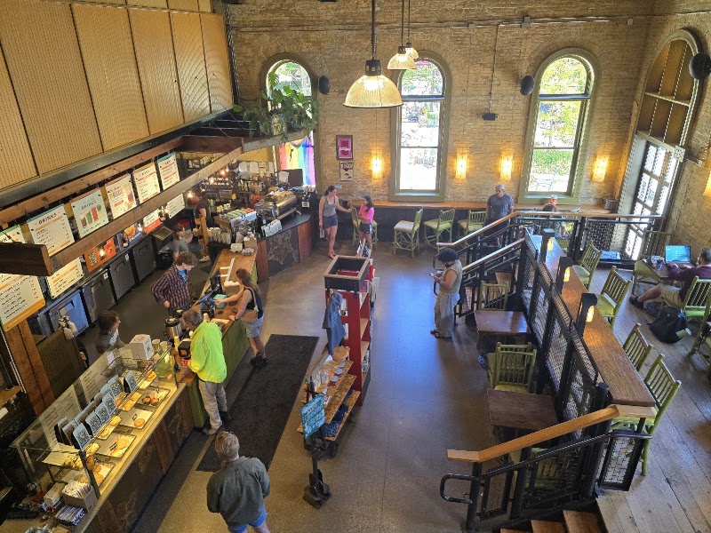 Colectivo Coffee Lakefront photo 4