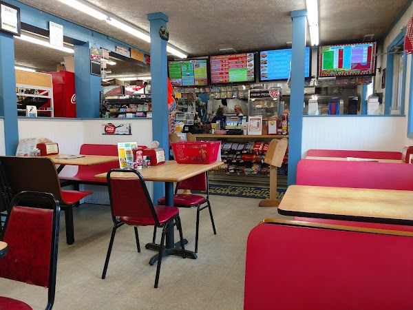 Douin’s Market & Diner