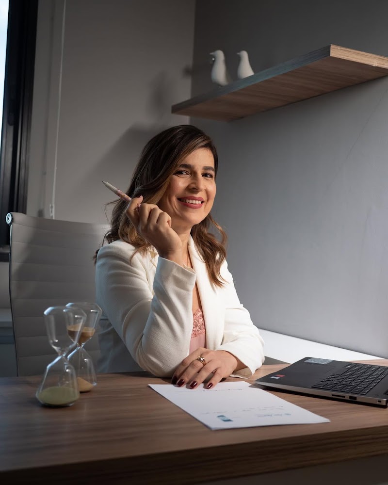 Dra. Ana Amorim - Dentista - Salvador - foto 2